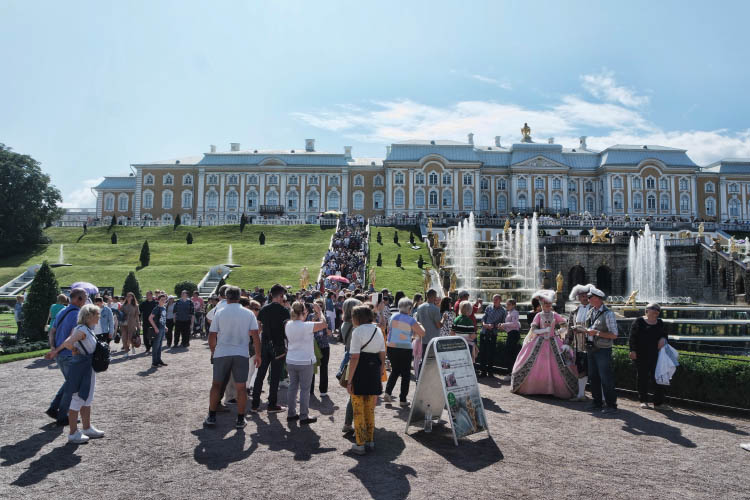 Peterhof Palace, The Grand Palace