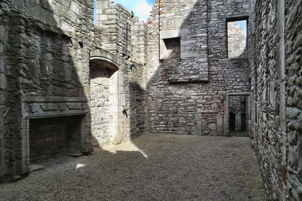 he east range, Craigmillar Castle