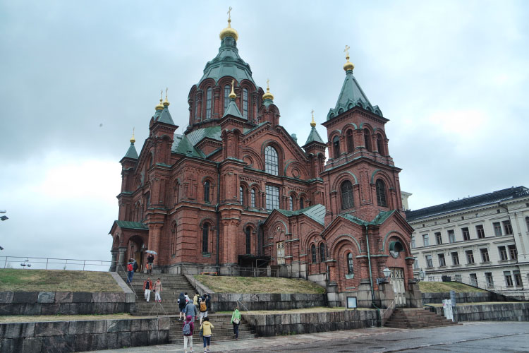 烏斯本斯基主教座堂(Uspenskin katedraali)